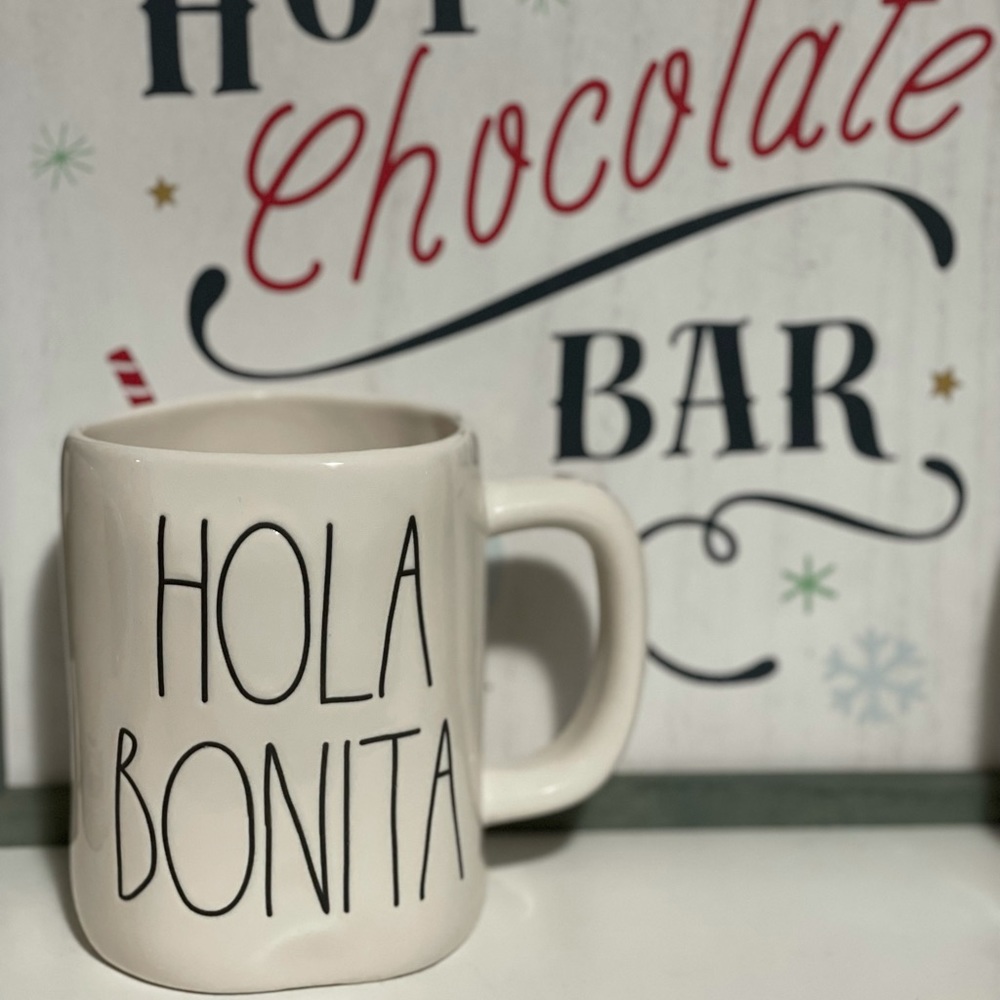 Rae Dunn “Hola Bonita” Mug